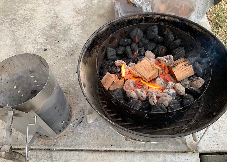 minion method, smoking wood,smoke downward,cooking grate